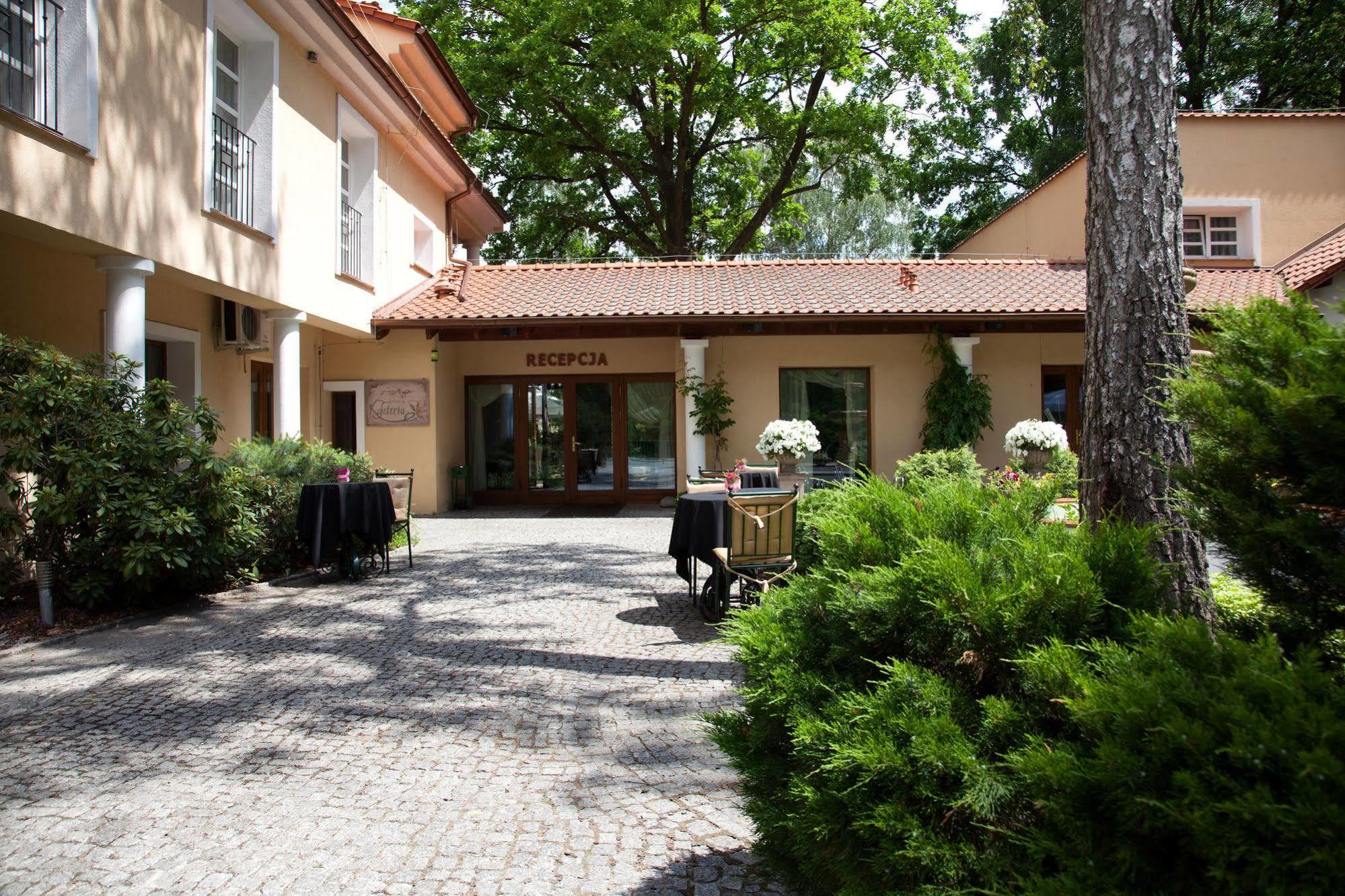 Villa Toscana Warszawa Varsóvia Exterior foto
