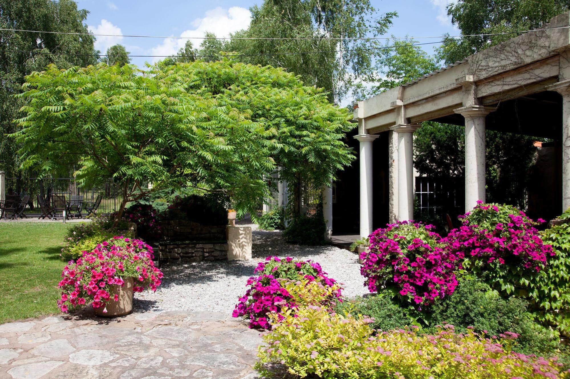 Villa Toscana Warszawa Varsóvia Exterior foto
